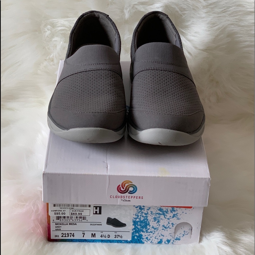 Gray, clark shoes 👟 👟 👟